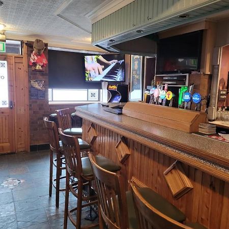 O'Connors Bar Restaurant And Guesthouse Dromore  Ngoại thất bức ảnh